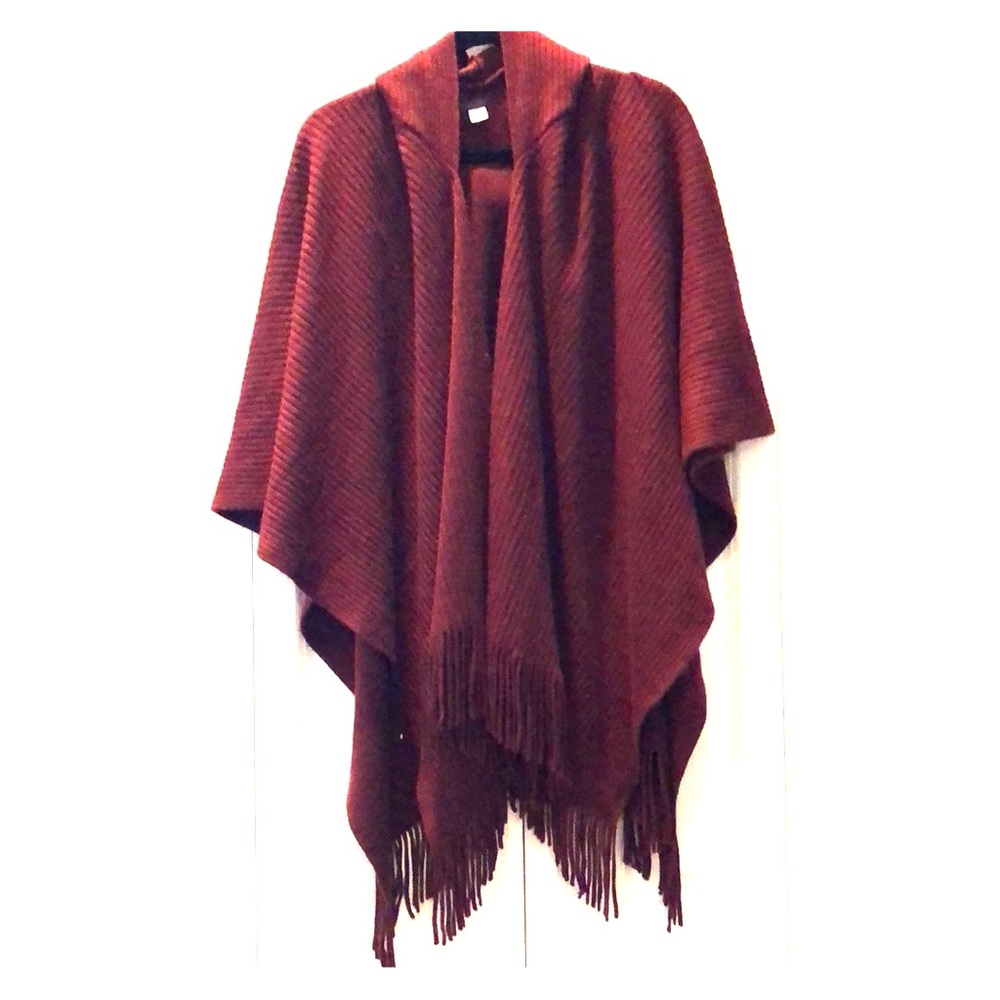 Women’s poncho/wrap